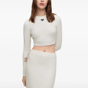 *프라다 세미크롭 골지 티셔츠*