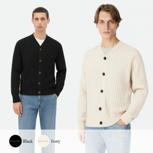 보테가 베네타 사이드 로고 자수 니트 가디건