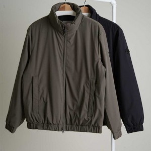 ? [MONCLER] 몽클레어 블랙패치 하이넥 패딩 블루종 ?