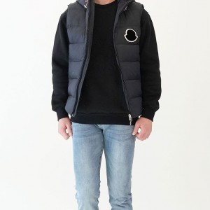 ? [MONCLER] 몽클레어 수입고퀄  벨벳 로고 패치 다운 베스트 ?