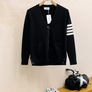 tb 시그니처 4선완장 가디건