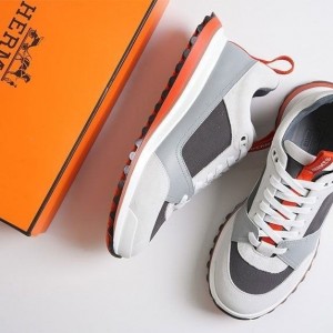 ? [HERMES] 에르메스 리더 테크니크 스니커즈 ?