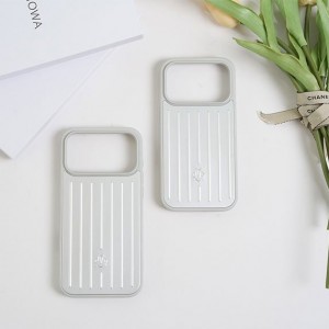 ? [RIMOWA] 리모와 아이폰 17프로(프로 맥스) 케이스 ?