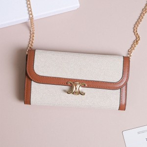 ? [CELINE] 셀린느 트리옹프 텍스타일 체인 플랩 장지갑 ?