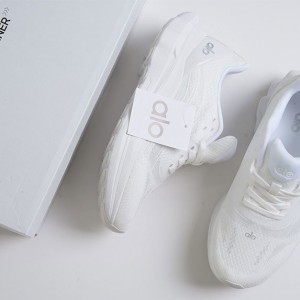 ? [ALO] 알로 여성 메쉬 러닝화 화이트?