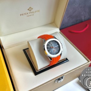 파텍** 아쿠아넛 5968 블랙다이얼 42mm