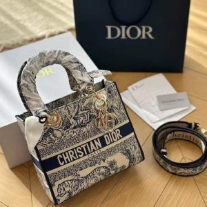 오블리크 호랑이 백