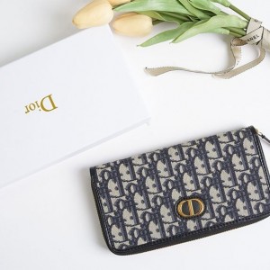 ? [DIOR] 디올 30 몽테인 슬림 지퍼 장지갑?