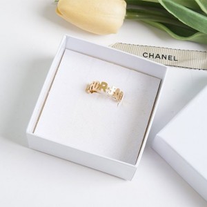 ? [DIOR] 디올 레터링 골드 링 ?