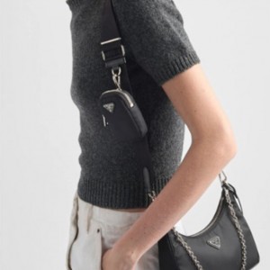 ? [PRADA] 프라다 테수토 리에디션 호보백 ?