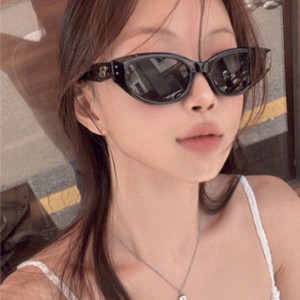 ? [GENTLE MONSTER] 젠틀몬스터 로코코(ROCOCO) 01 선글라스 ?