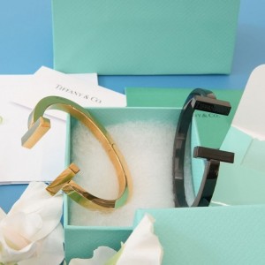 ? [TIFFANY & CO] 티파니앤코 스퀘어 브레이슬릿  팔찌 ?