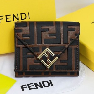 ? [FENDI] 팬디 FF 다이아몬드 트리폴드 반지갑 ?